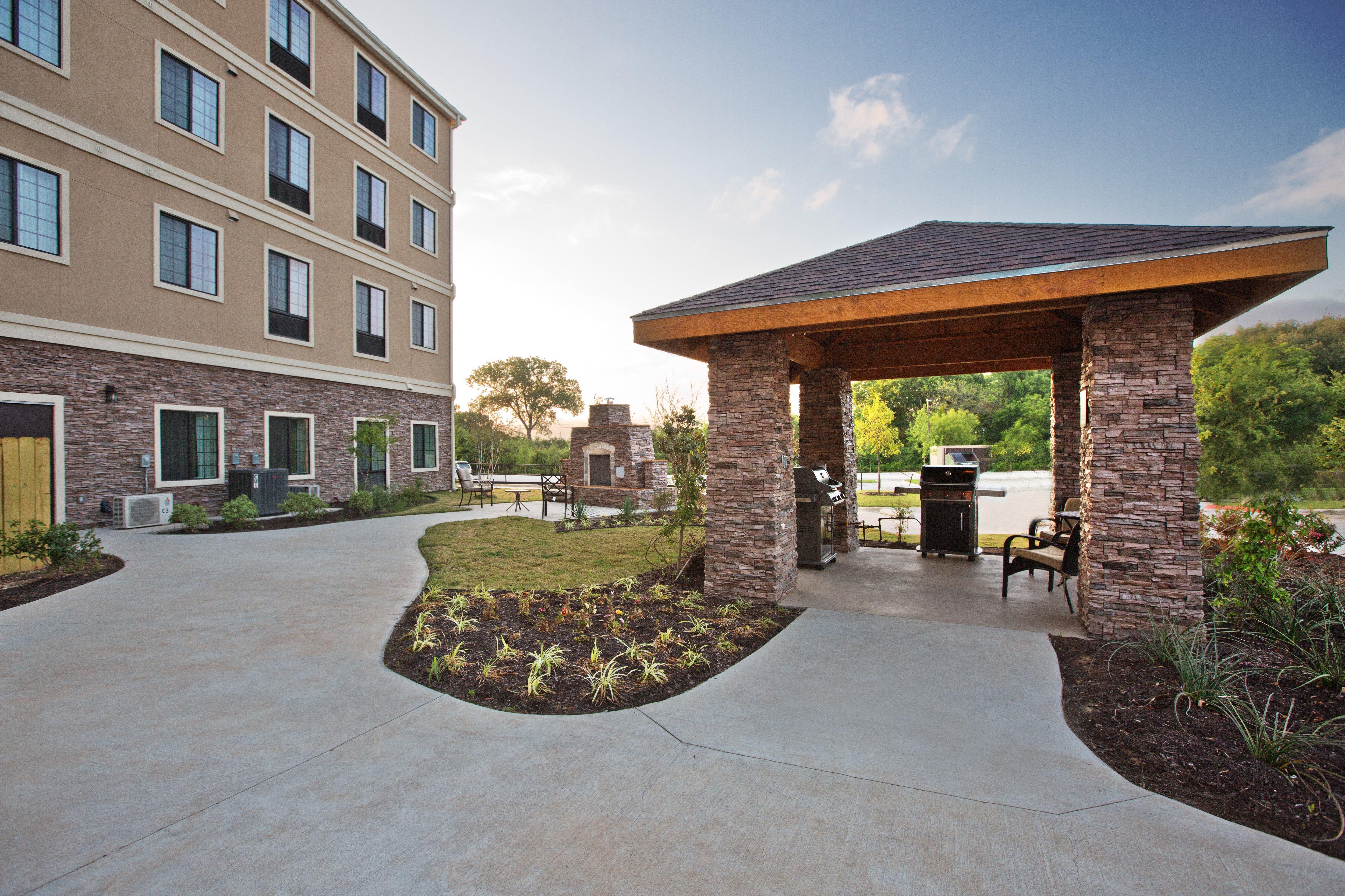 Staybridge Suites Austin South Interstate Hwy 35 By Ihg Esterno foto