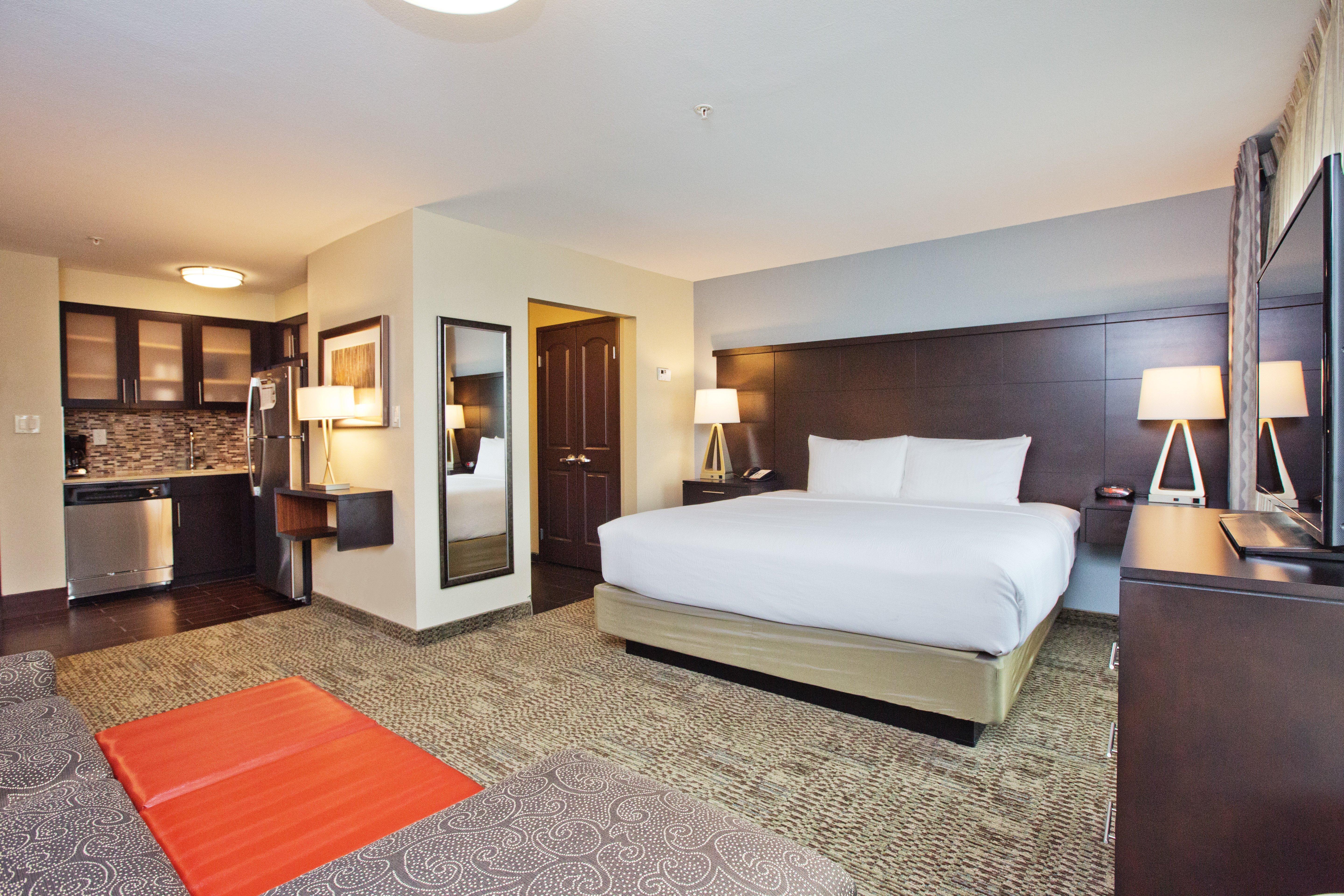Staybridge Suites Austin South Interstate Hwy 35 By Ihg Esterno foto